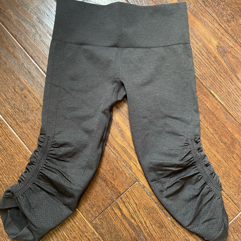 Lululemon Cropped Leggings